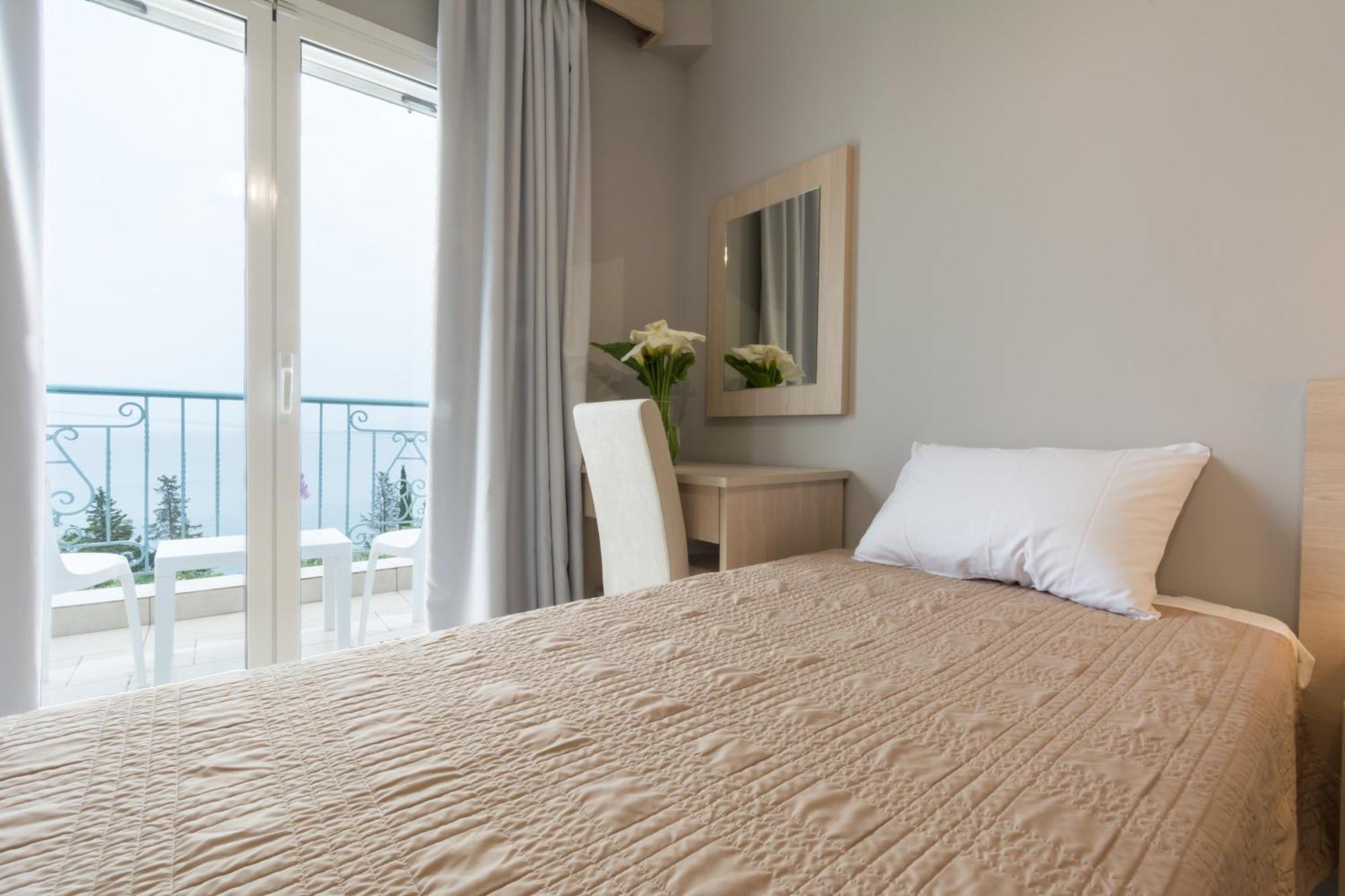 Aparthotel Corfu Aquamarine Notos Habitación foto