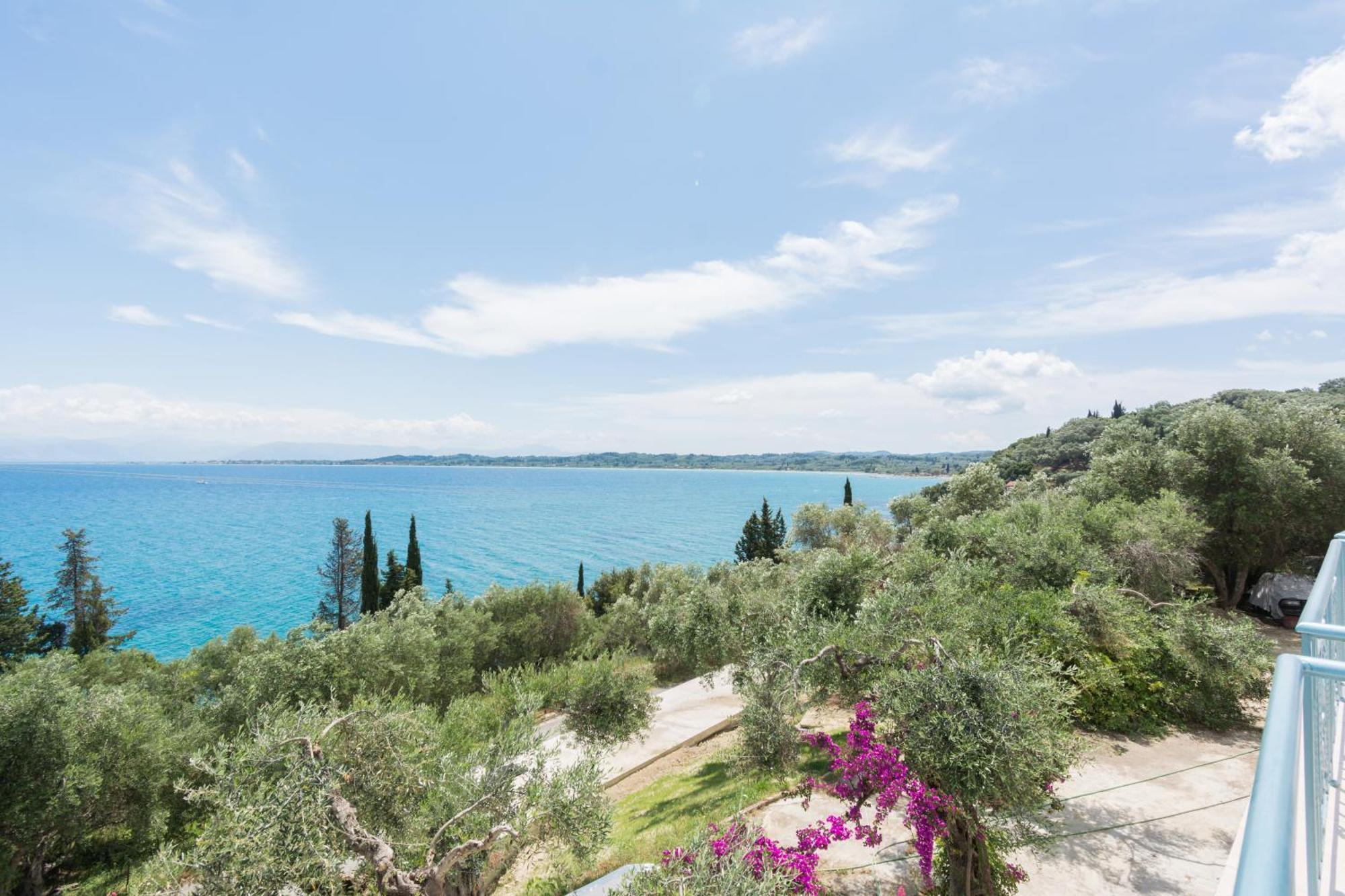 Aparthotel Corfu Aquamarine Notos Habitación foto